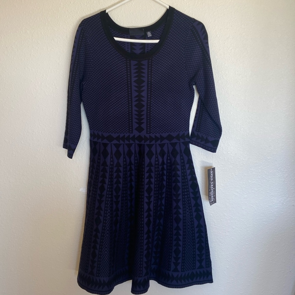 Blue/Black L sweater dress 3/4 sleeve relaxed fit Rounded neckline